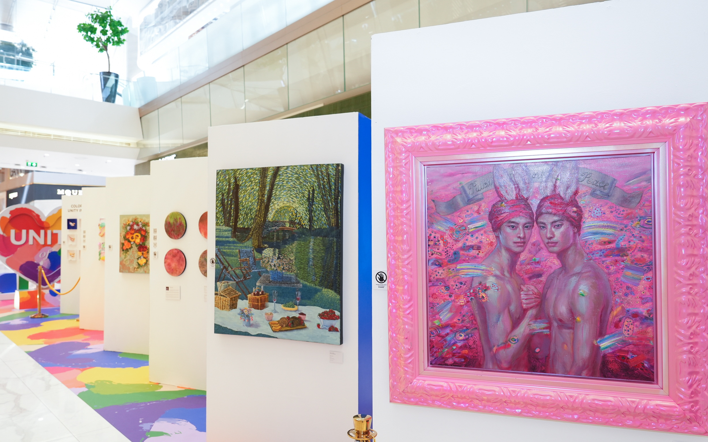 ไอคอนสยาม พลัสพลังความคิดสร้างสรรค์แท็กทีม Queer Art Thailand ส่งนิทรรศการศิลปะแห่งปี “Colors of Pride: Unity in Diversity” ชวนผู้ชมร่วมเสพงานศิลป์ชั้นเลิศและค้นหาความหมายของทุกเฉดสีฟรีวันนี้ – 21 มิ.ย. 69